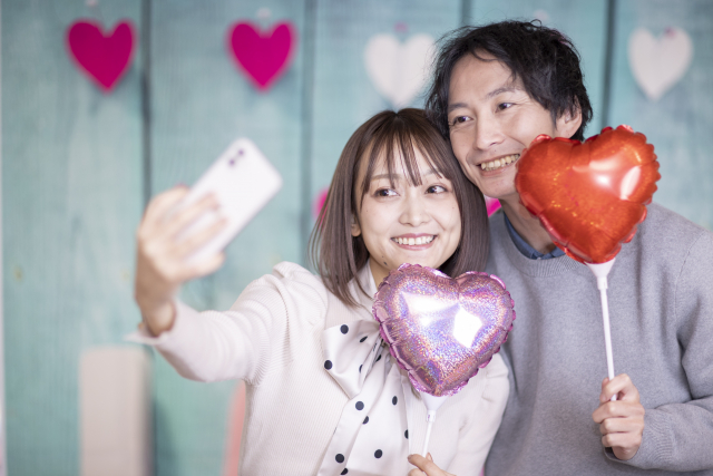 マッチングアプリで付き合うまでの流れと期間は?初心者でも失敗しないコツを学ぶべし